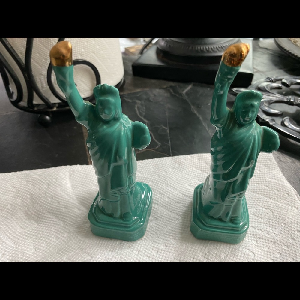 This is SOLD but does not show as sold